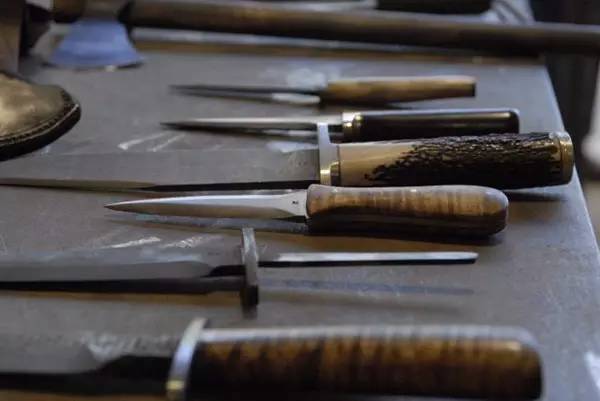 金屬鍛造工藝全解析：從傳統手工到現代工業應用