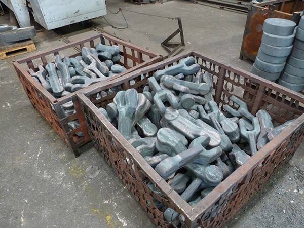 金屬鍛造工藝全解析：從傳統手工到現代工業應用
